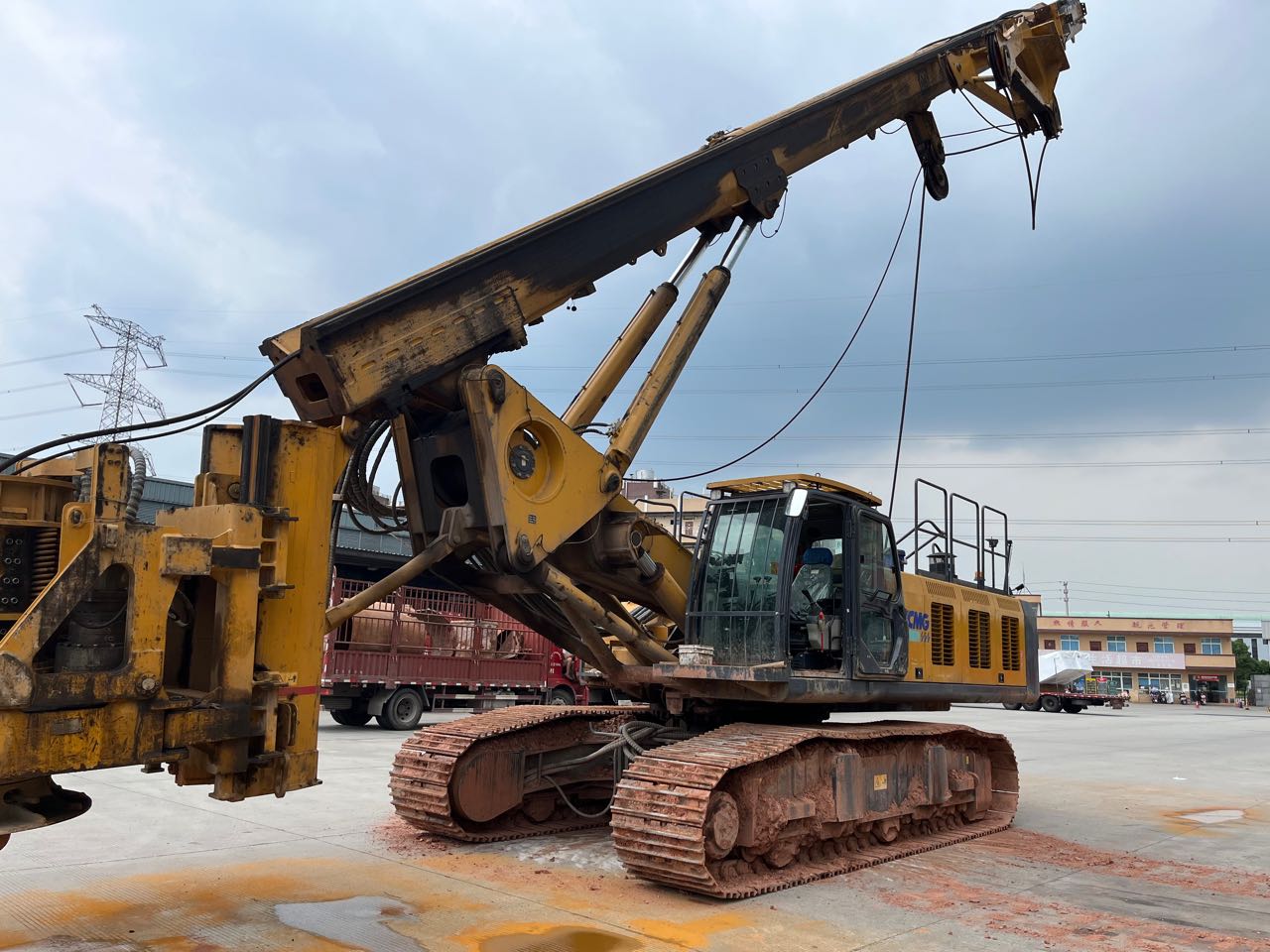 XCMG XR280D rotary drilling rig