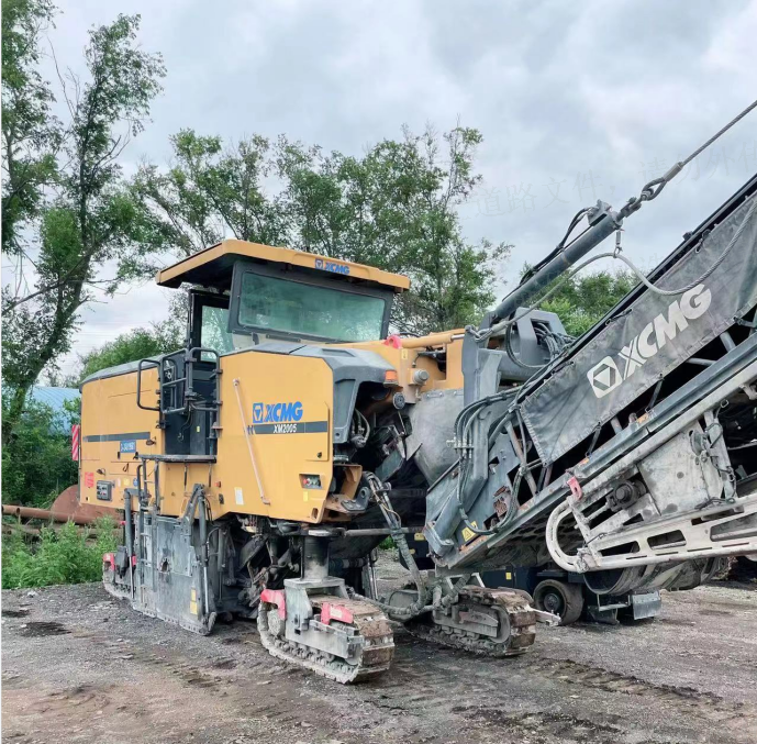 XCMG XM2005 milling machine