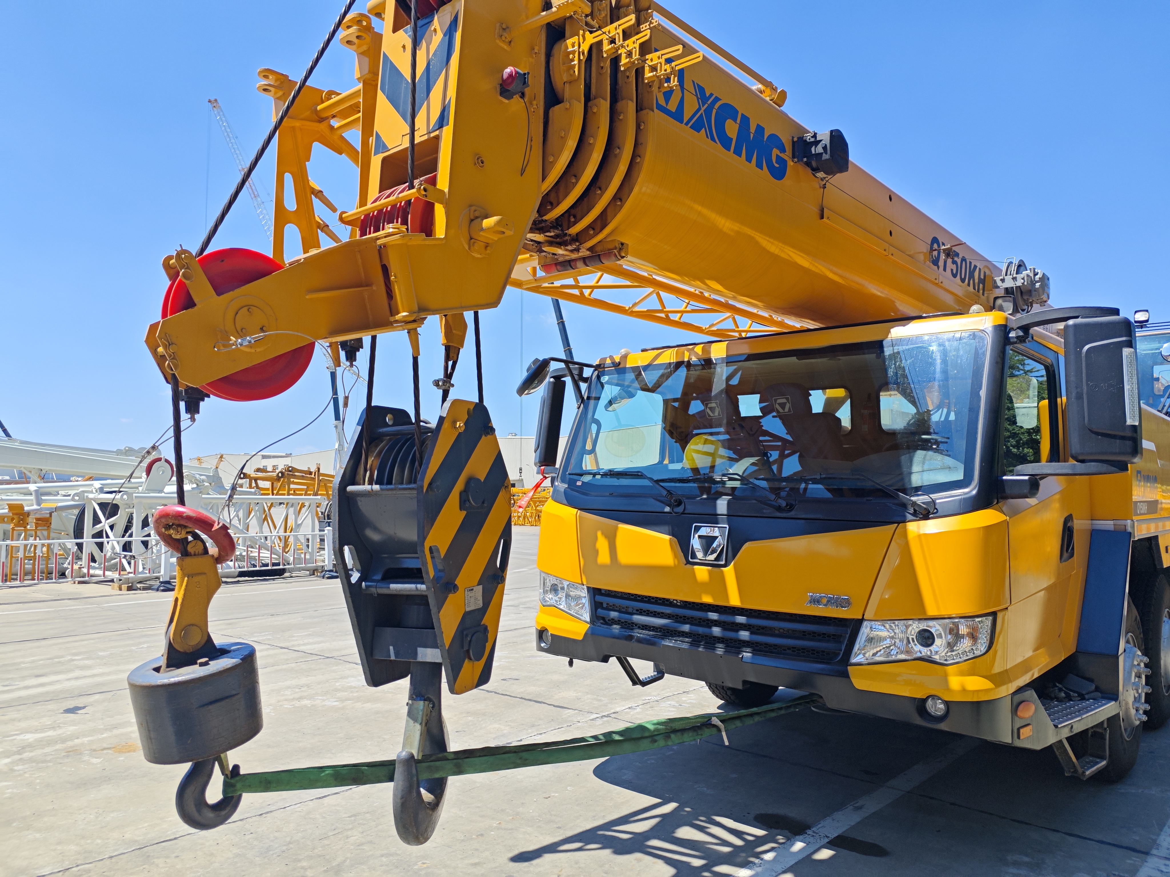 XCMG QY50KH truck crane